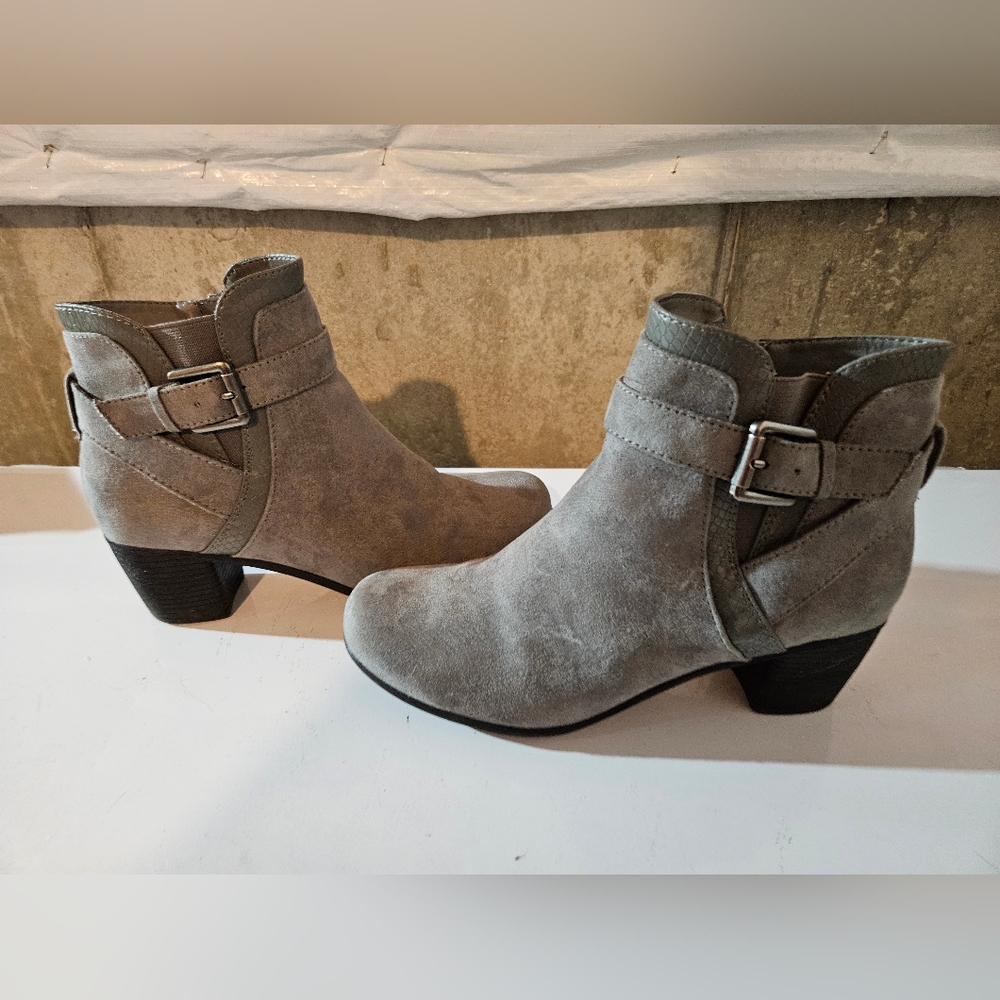 Stylish Gray Ankle Boots